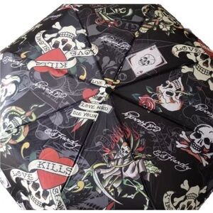 Ed Hardy Black and Gray Compact Umbrella heart skull new